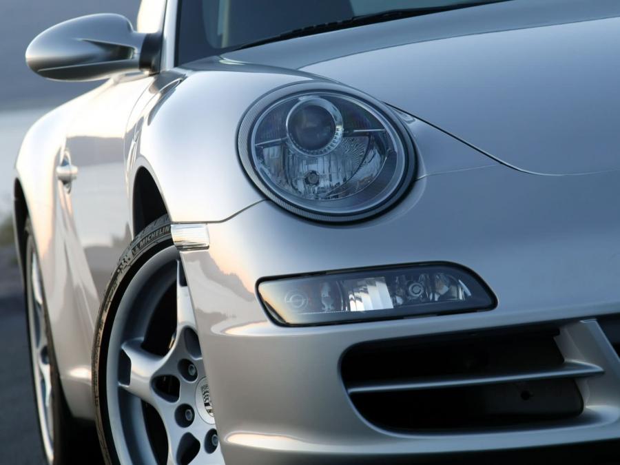  Porsche 911 Carrera S 2005 года  (фото 100 из 136)